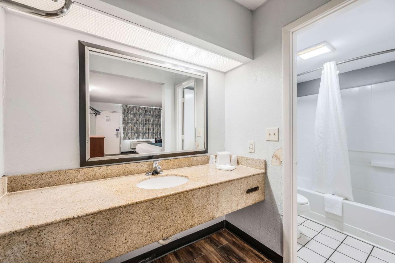 Motel 6-Tupelo, Ms - Downtown מראה חיצוני תמונה